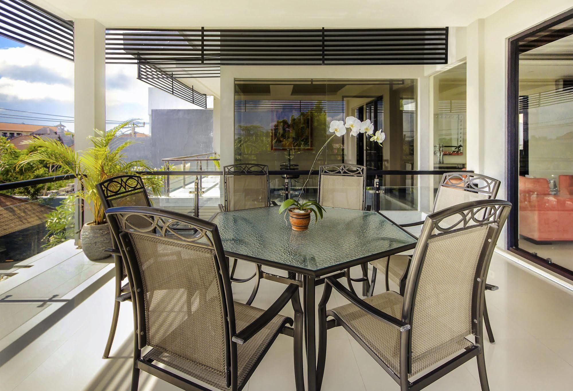 Villa Cascade Seminyak Kültér fotó